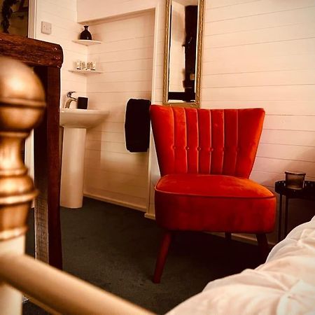 Outhouse Bothy Apartment Къркби Лонсдейл Екстериор снимка