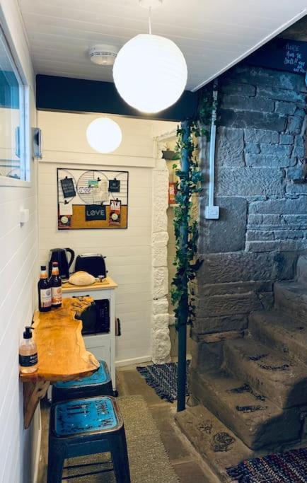 Outhouse Bothy Apartment Къркби Лонсдейл Екстериор снимка